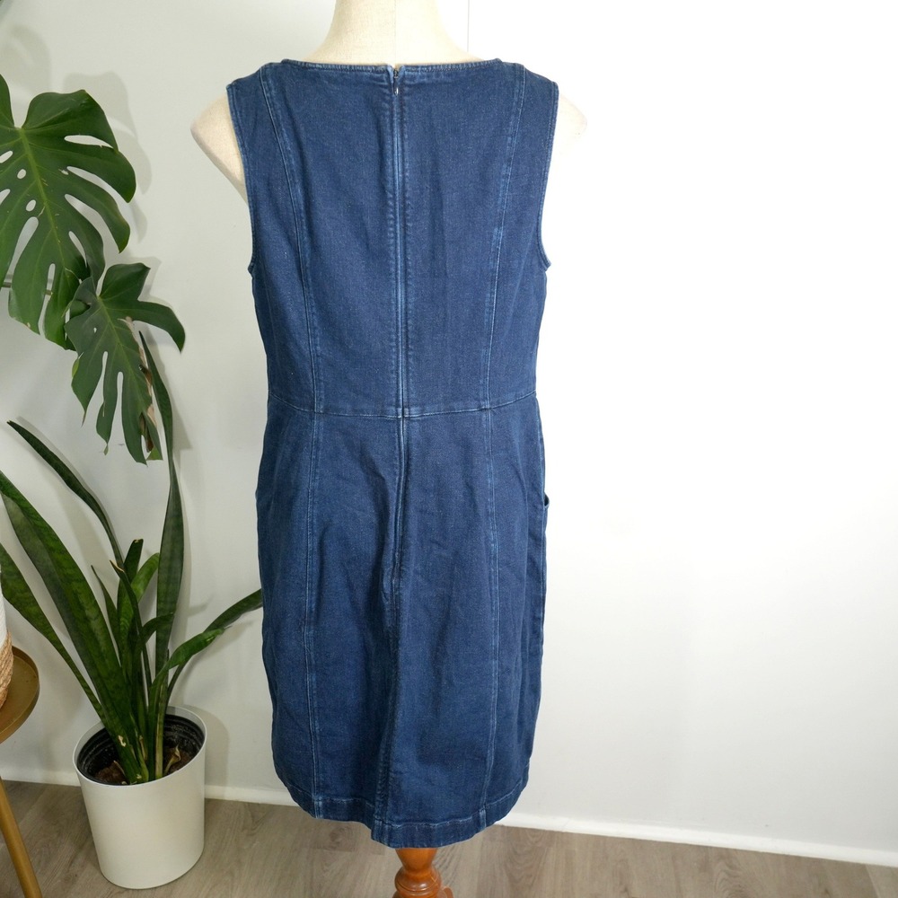 Boden Denim Shift Dress 8R Blue Dark Wash Notched V-Neck Sleeveless Pocket - Picture 8 of 9